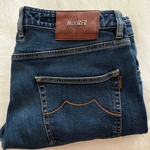 Men’s Moorer jeans. CREDI-DC107, size 38. Made in Italy.